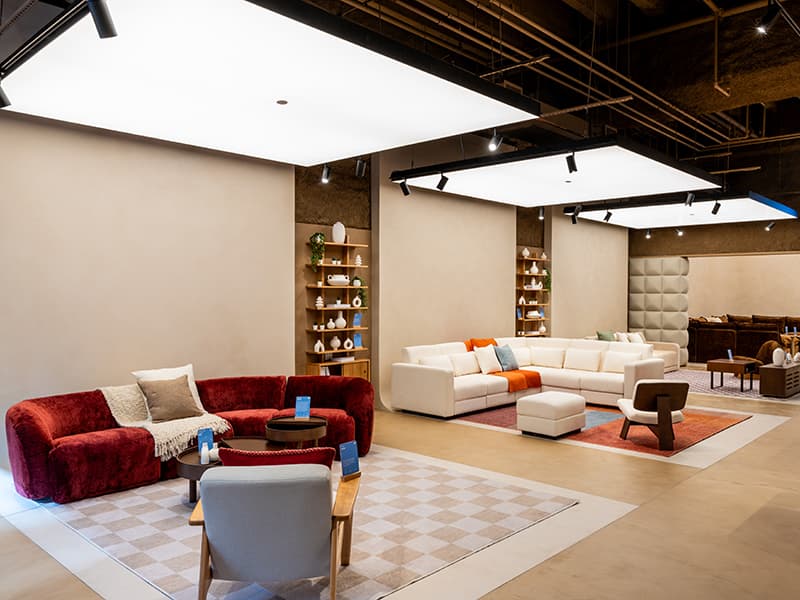 L'intérieur d'un magasin de meubles